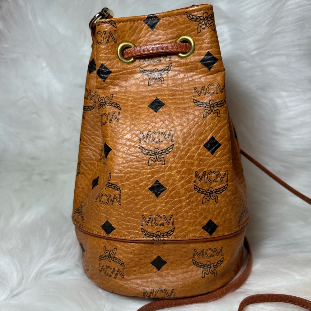 MCM Visetos Leather-Trimmed Bucket Bag - Picture 4 of 11